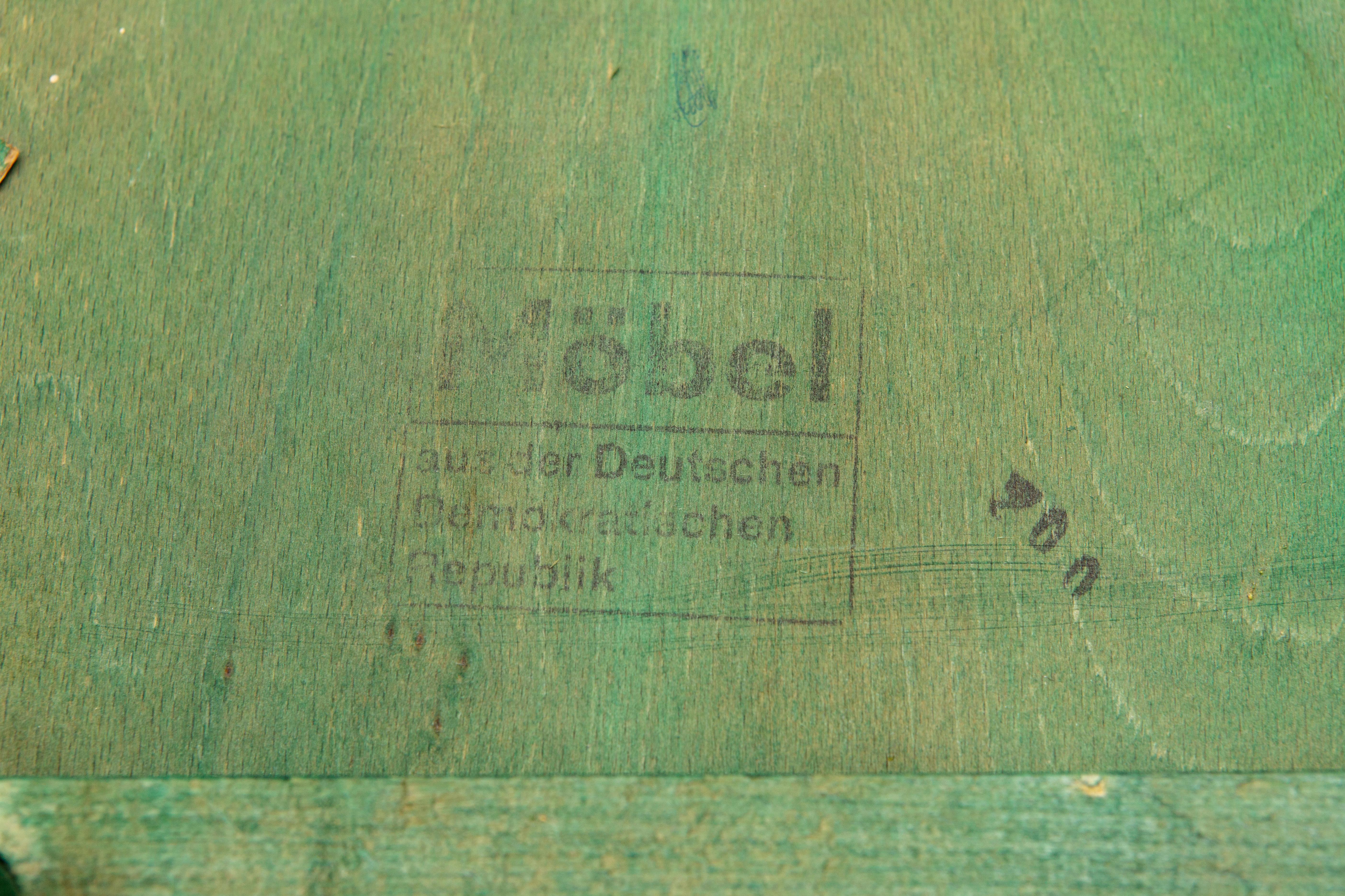 Vintage DDR-Stuhl 1960er-1970er Jahre Deutschland im Angebot 1