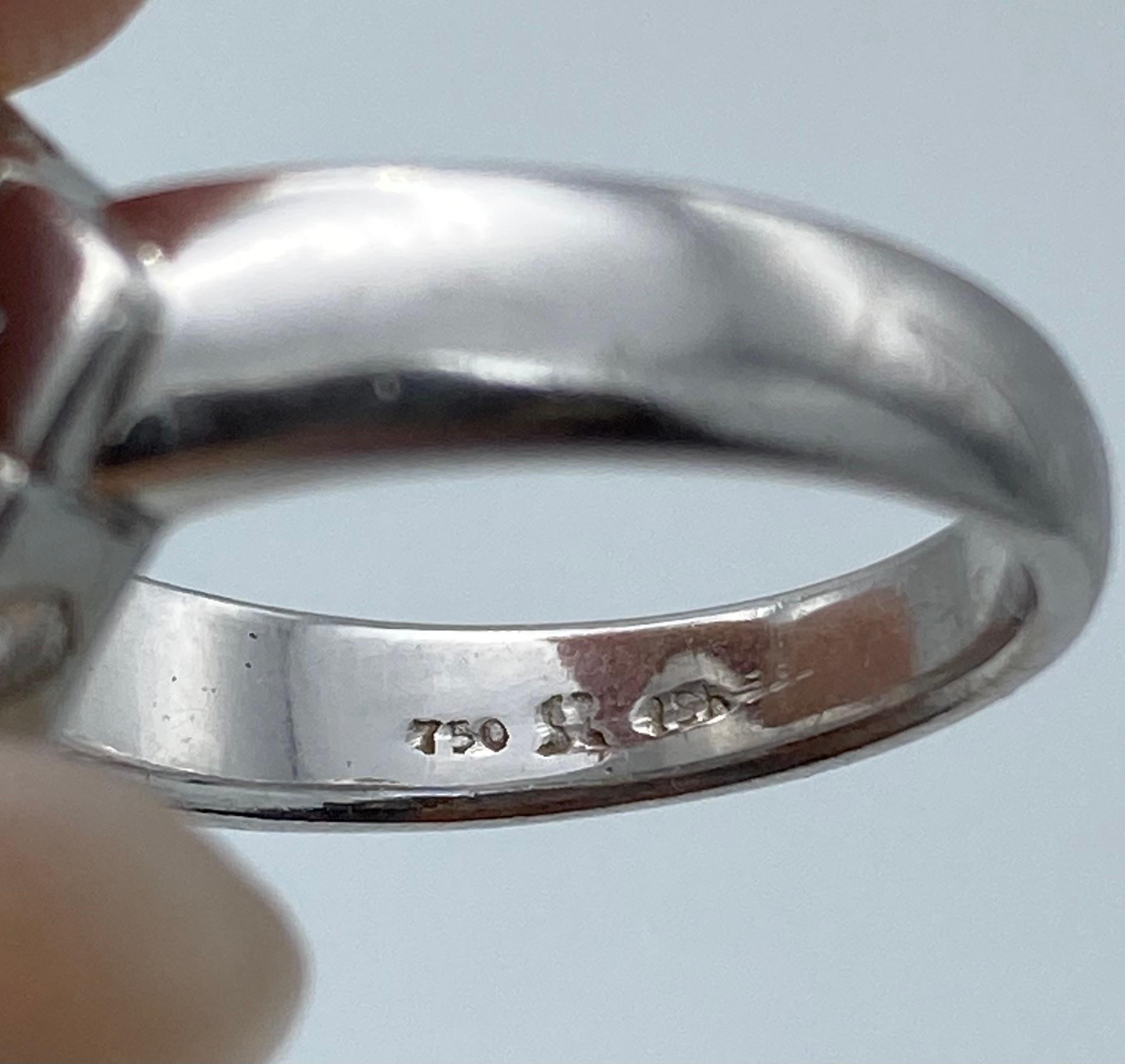 Women's or Men's Vintage De Beers White Gold Diamond Geometric Ring
