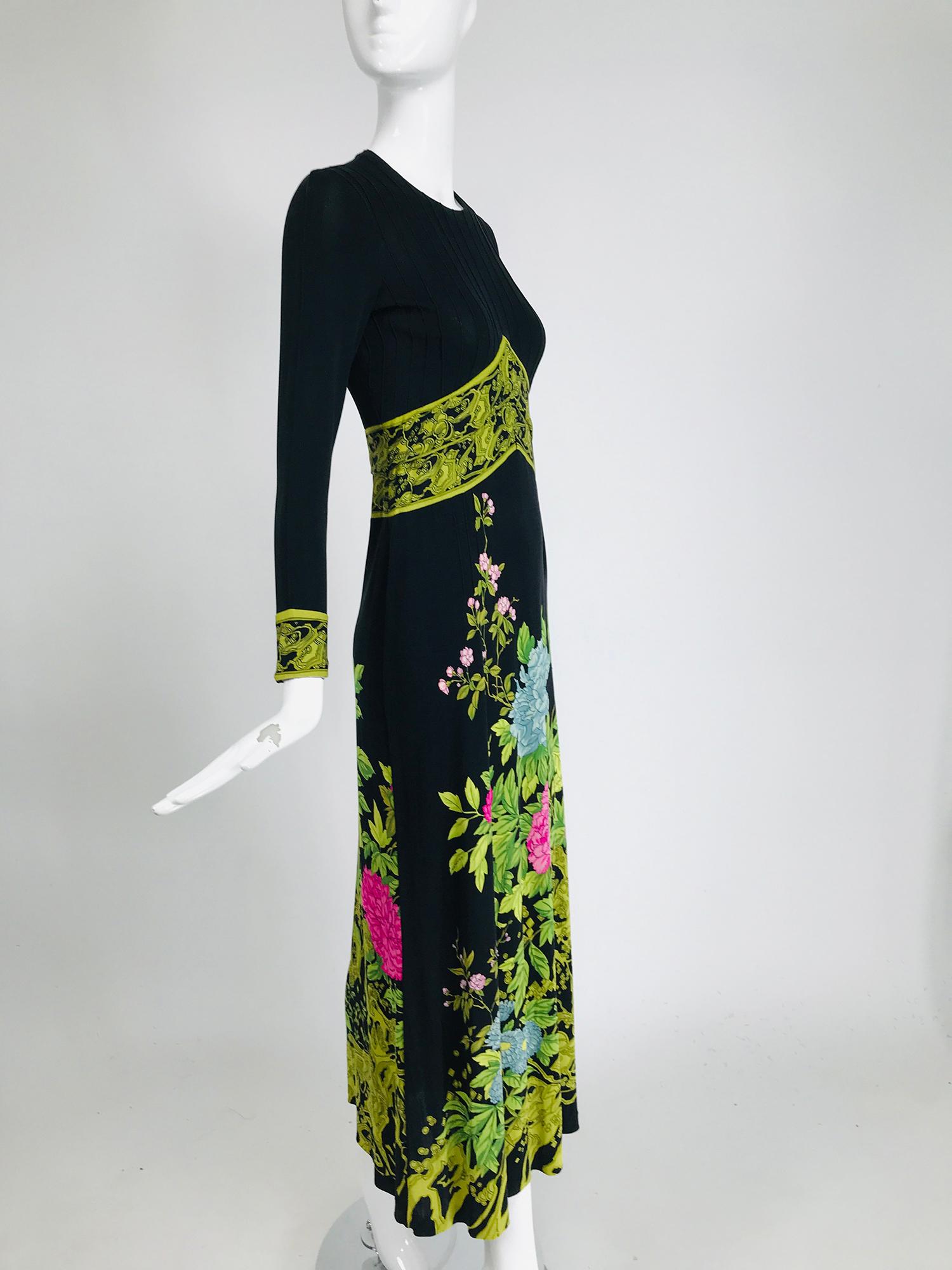 Vintage de Parisini Maxikleid aus Seide und Jersey mit Blumendruck 1960er (Schwarz)