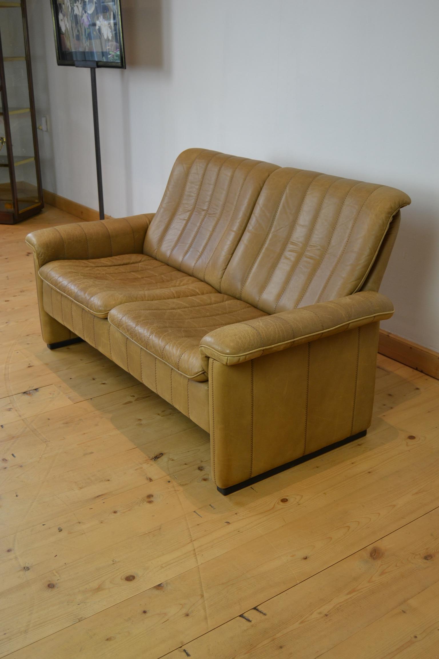 Vintage De Sede 2-Seat Sofa, Brown Leather, Switserland , 1970s 8