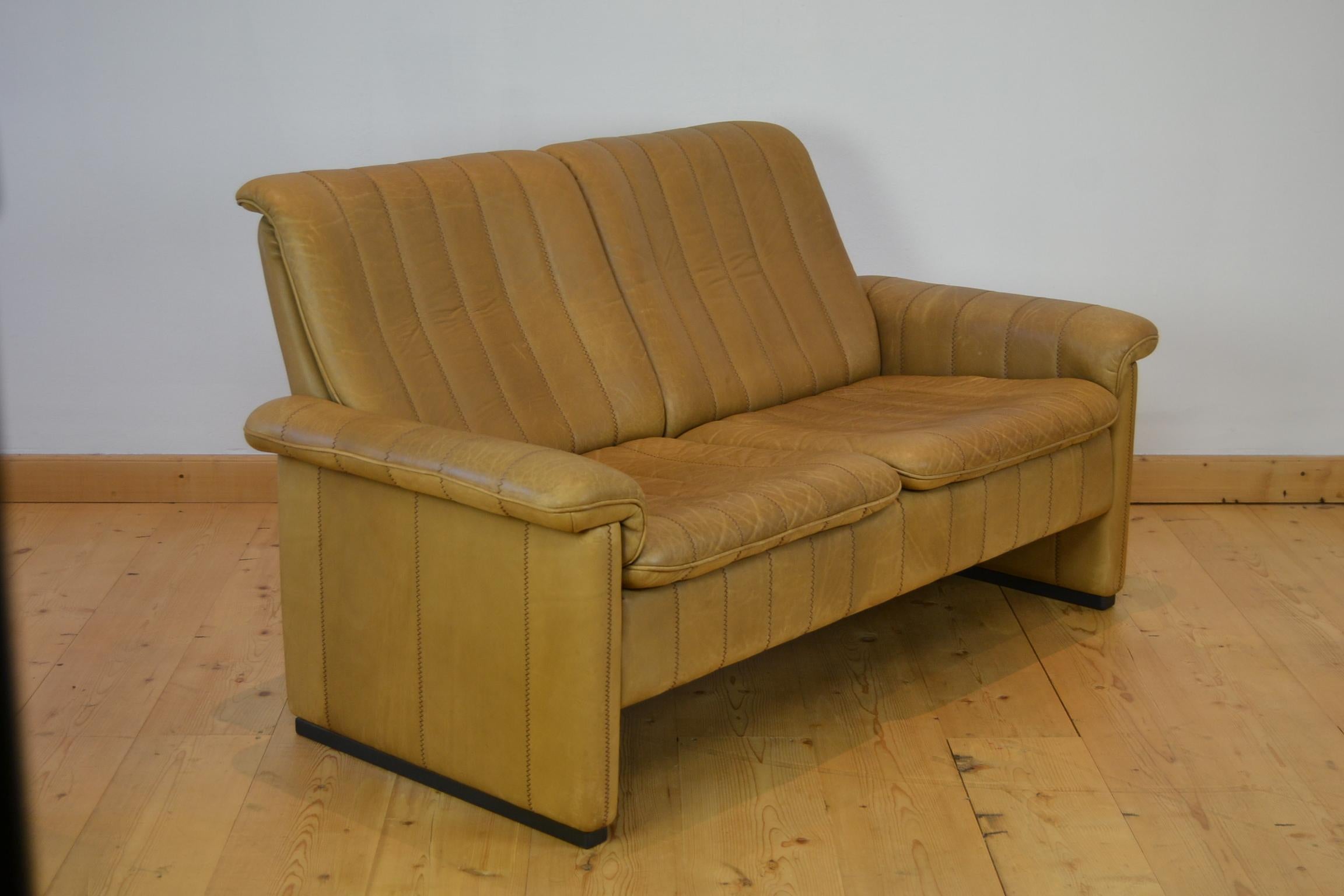 Vintage De Sede 2-Seat Sofa, Brown Leather, Switserland , 1970s 1