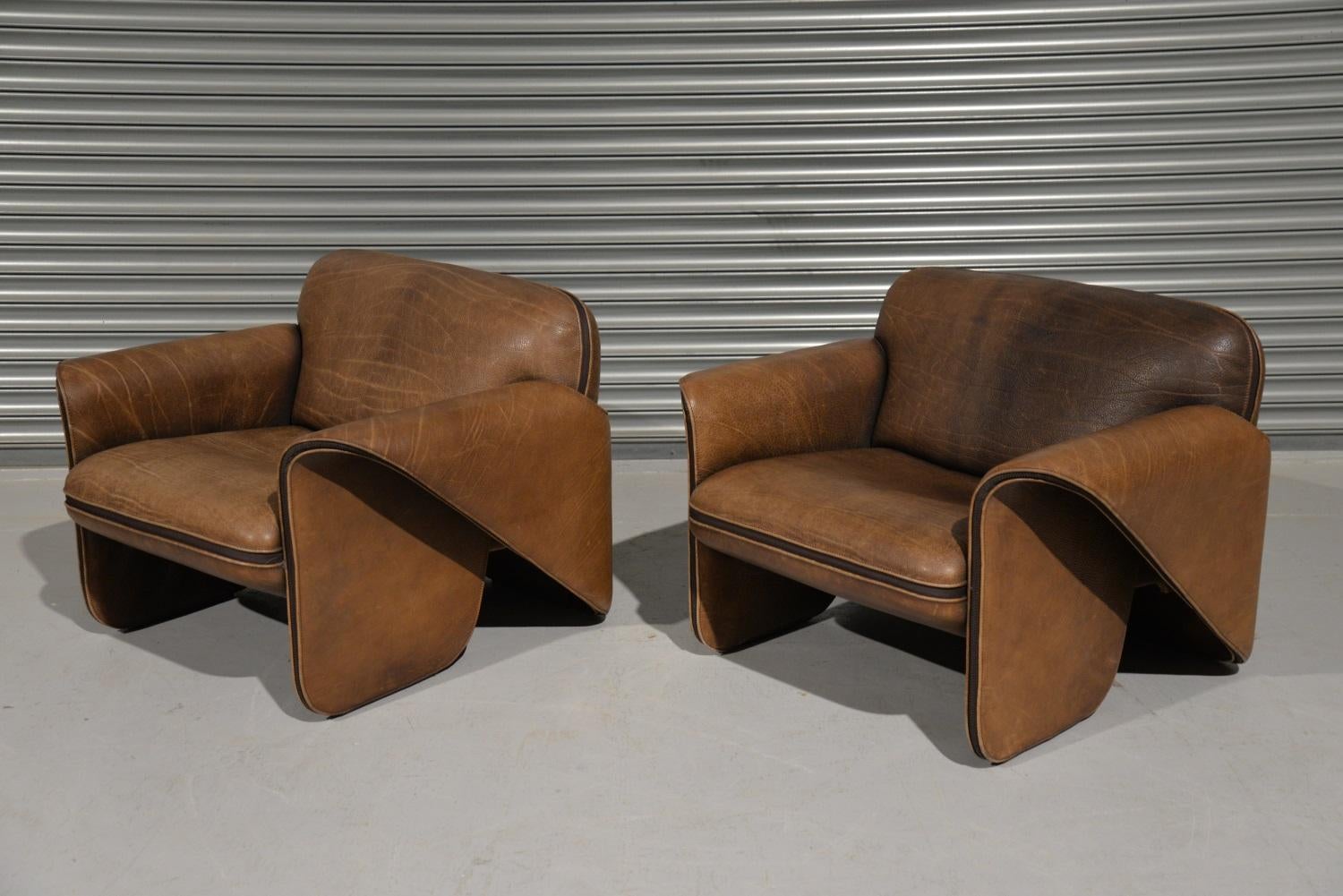 Discounted airfreight for our International customers (from 2 weeks door to door)

Ultra rare pair of vintage De Sede DS 125 armchair by Gerd Lange in 1978. Hand built by de Sede craftsman in Switzerland, these sculptural pieces are upholstered in