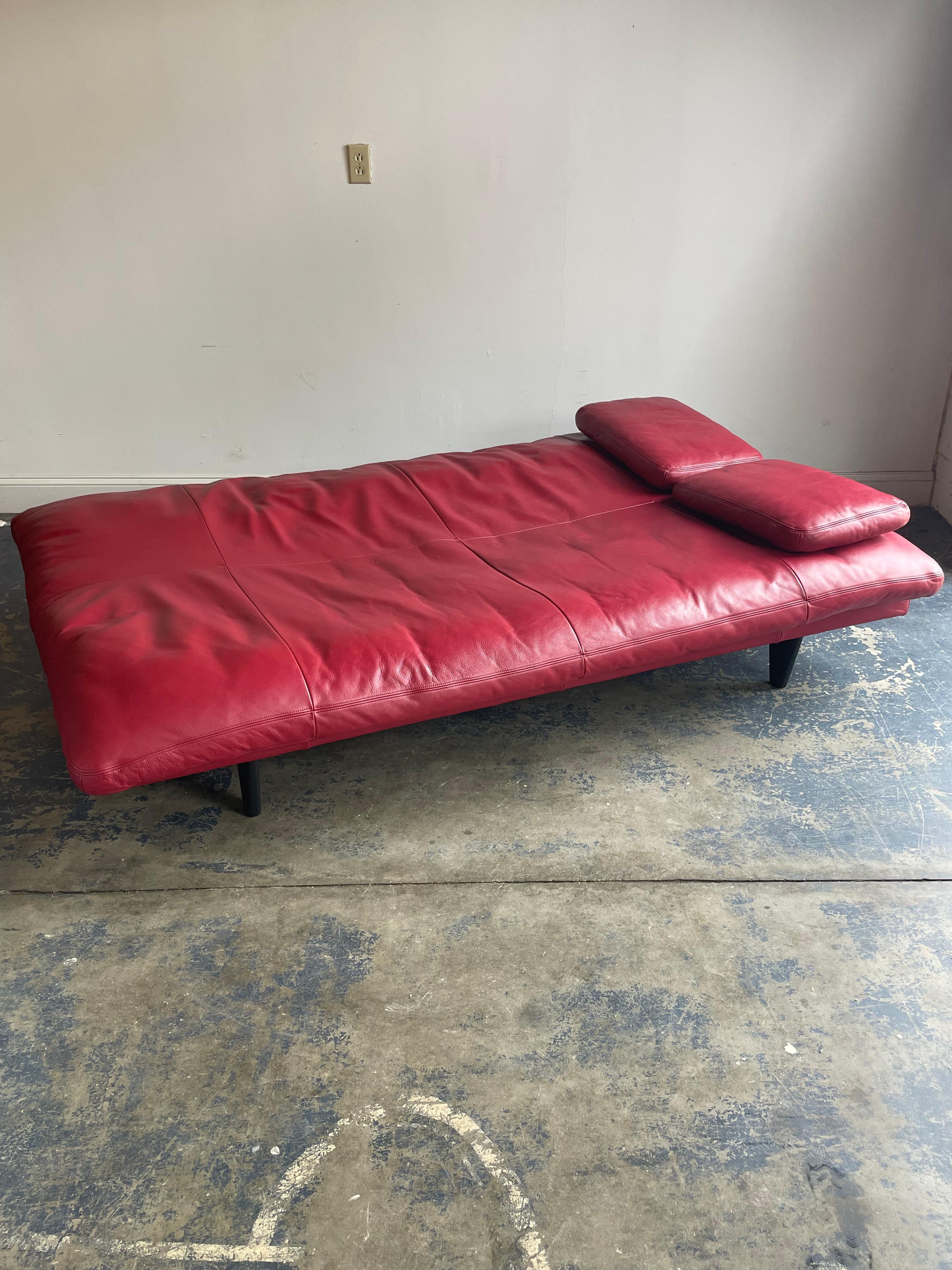 Métal Sofa convertible De Sede DS 169 vintage en cuir rouge par Ernst Ambhler