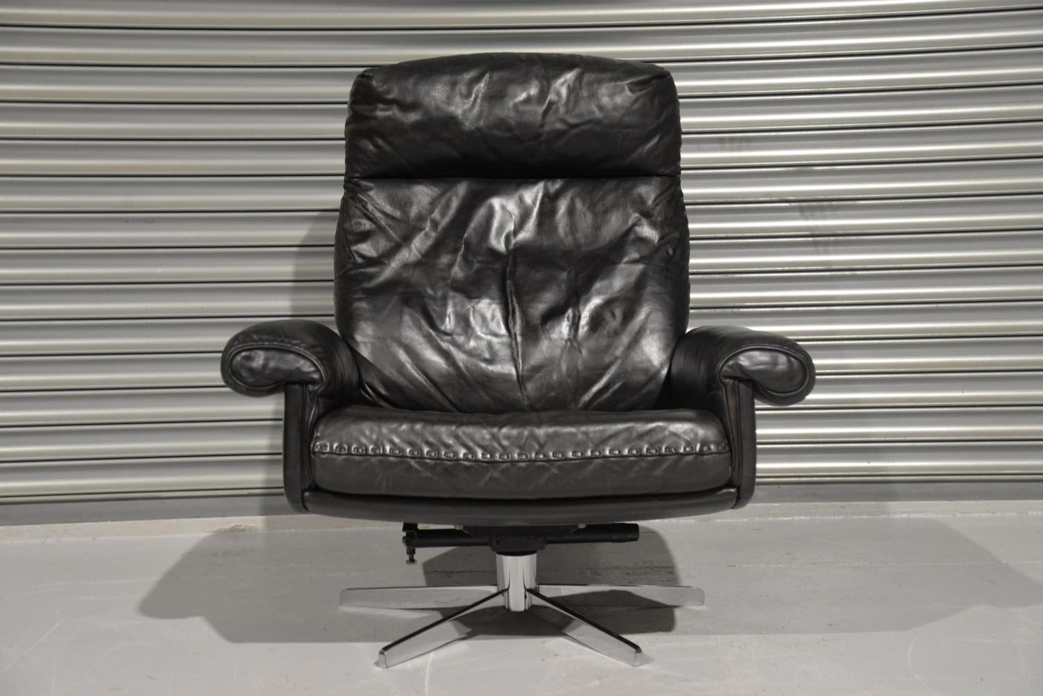 Vintage De Sede DS 31 High Back Leather Swivel Armchair with Ottoman, 1970s 4