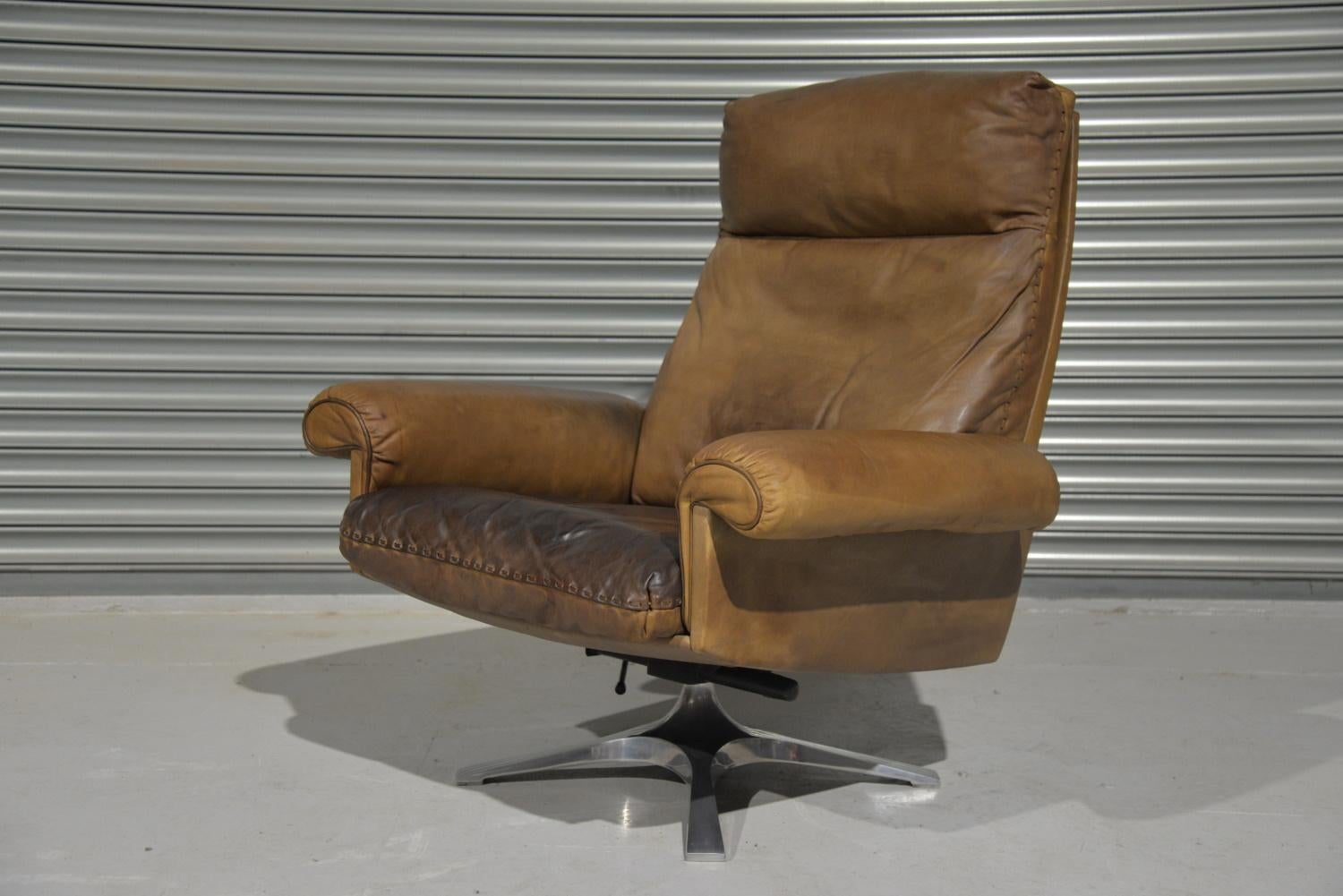 Vintage De Sede DS 31 Hochlehner-Drehsessel mit Ottomane, 1970er Jahre (Ende des 20. Jahrhunderts) im Angebot