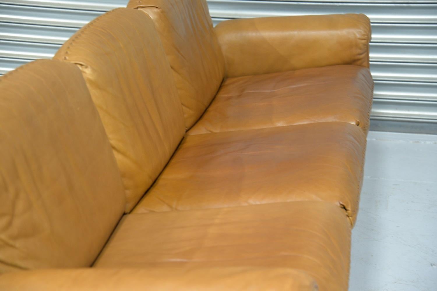 Vintage De Sede DS 31 Leather Sofa and Swivel Lounge Armchair, Switzerland 1970s 7