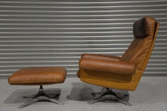 Vintage De Sede DS 31 Leather Swivel Armchair with Ottoman, Switzerland, 1970s