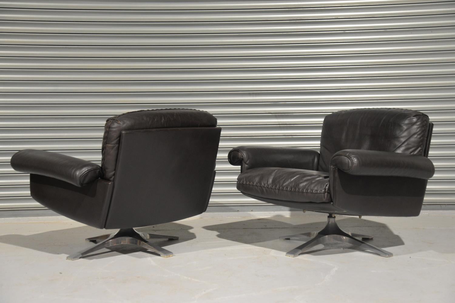 Vintage De Sede DS 31 Leather Swivel Lounge Armchairs, 1970s For Sale 2