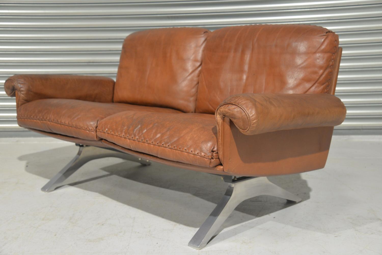 Mid-Century Modern Vintage De Sede DS 31 Leather Two-Seat Sofa or Loveseat, Switzerland, 1970s For Sale