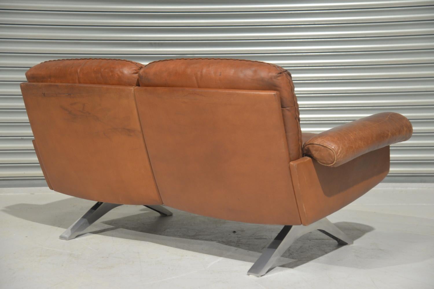 Vintage De Sede DS 31 Leather Two-Seat Sofa or Loveseat, Switzerland, 1970s For Sale 1