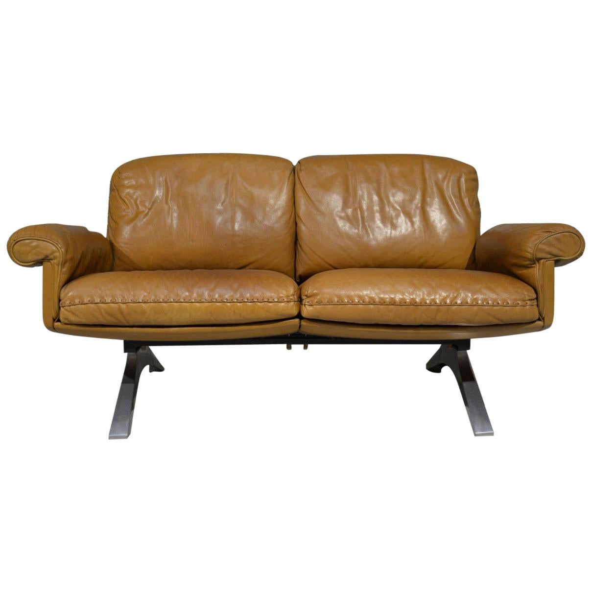 Vintage De Sede DS 31 Leather Two-Seat Sofa or Loveseat, Switzerland, 1970s For Sale