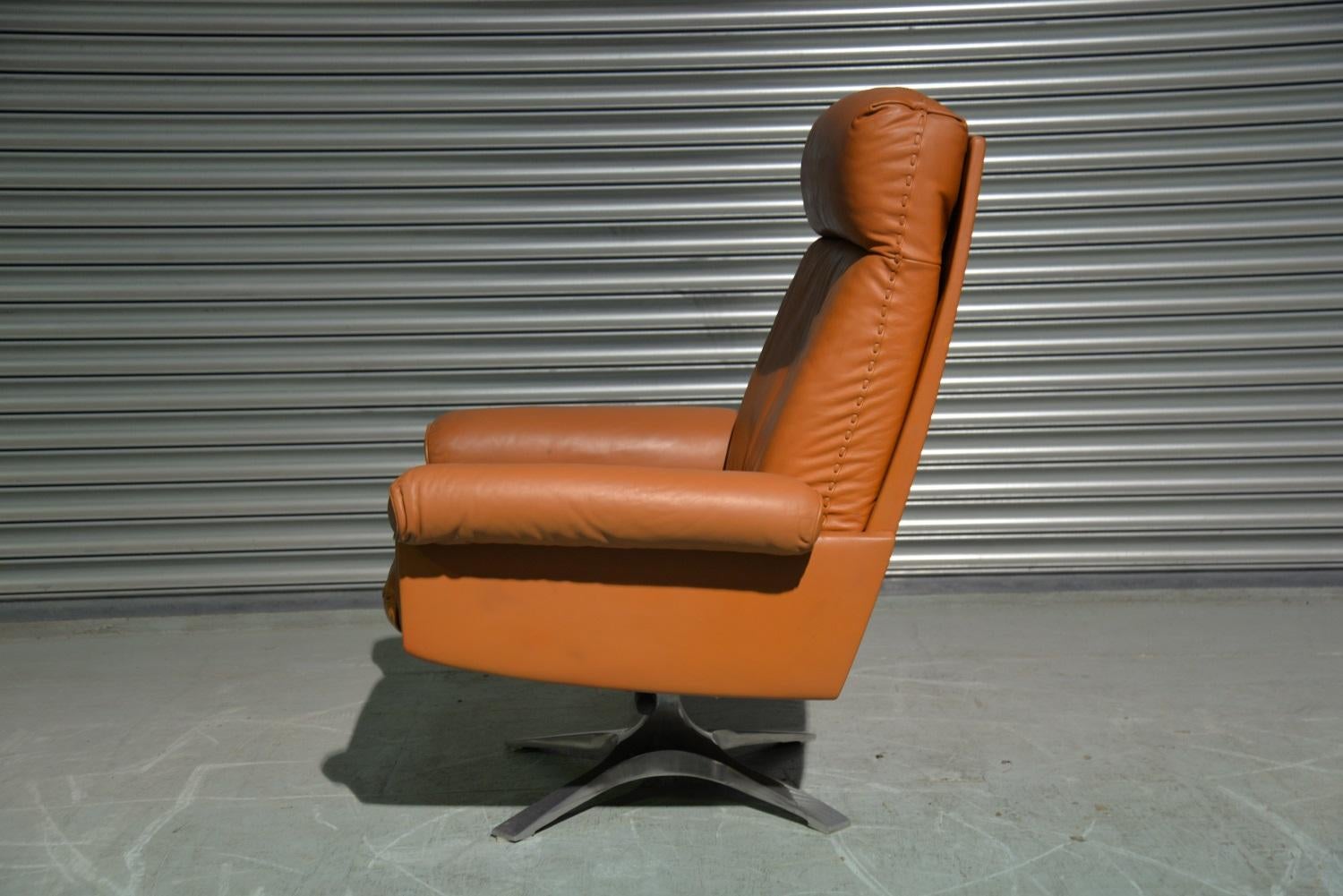 Mid-Century Modern Vintage De Sede DS 31 Swivel Lounge Armchair 1970s For Sale