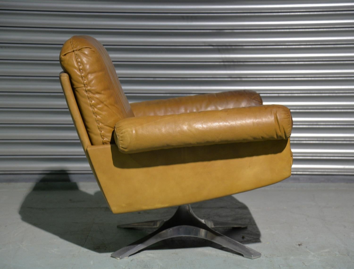 Aluminum Vintage De Sede DS 31 Swivel Lounge Armchair, Switzerland 1970`s