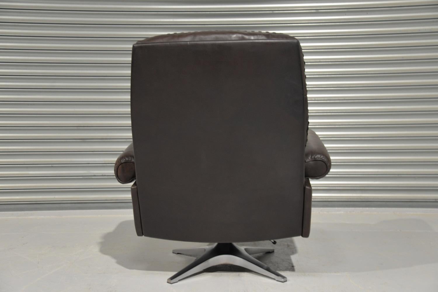 Mid-Century Modern Vintage De Sede DS 31 Leather Swivel Armchair, Switzerland 1970s For Sale