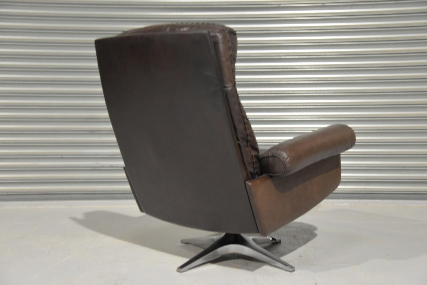 Swiss Vintage De Sede DS 31 Leather Swivel Armchair, Switzerland 1970s For Sale