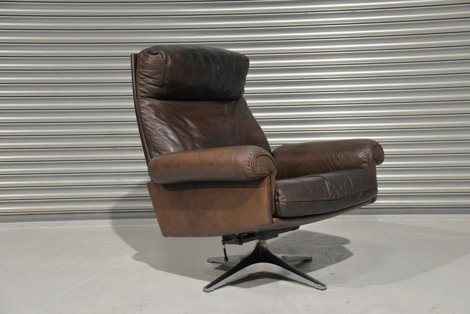 Late 20th Century Vintage De Sede DS 31 Leather Swivel Armchair, Switzerland 1970s For Sale