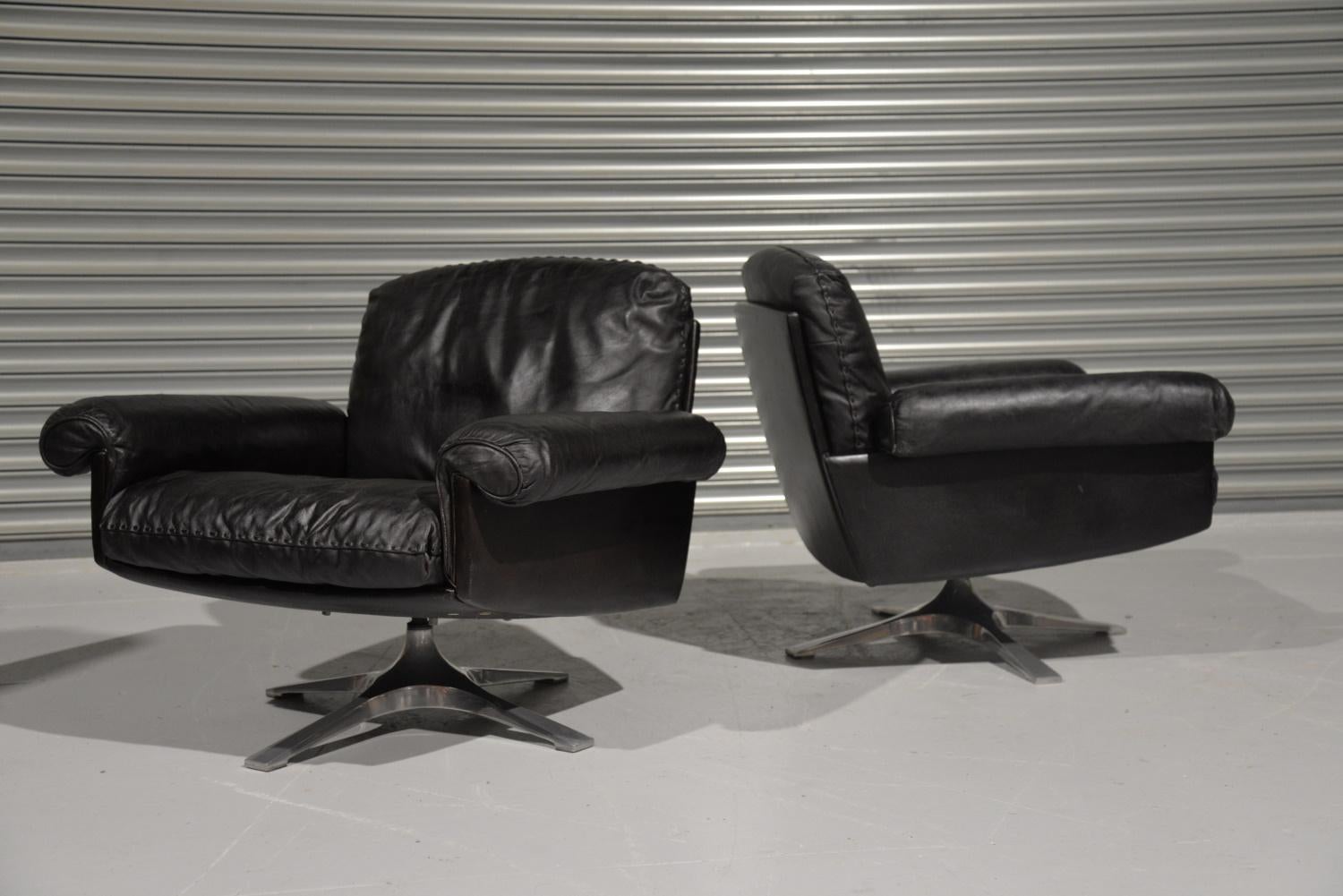 Vintage De Sede DS 31 Leather Swivel Lounge Armchairs, 1970s 4