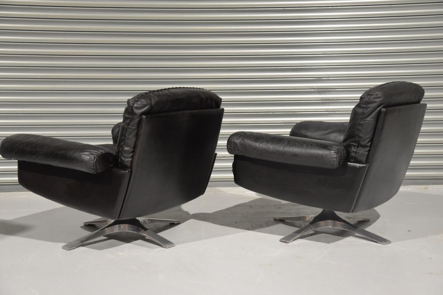 Swiss Vintage De Sede DS 31 Leather Swivel Lounge Armchairs, 1970s