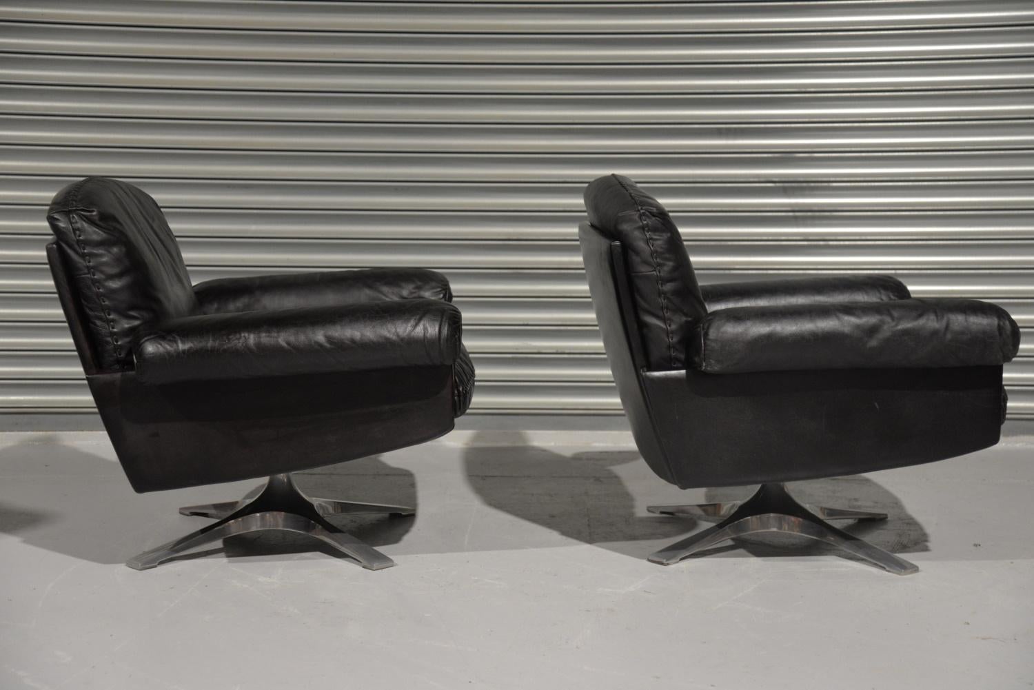 Late 20th Century Vintage De Sede DS 31 Leather Swivel Lounge Armchairs, 1970s