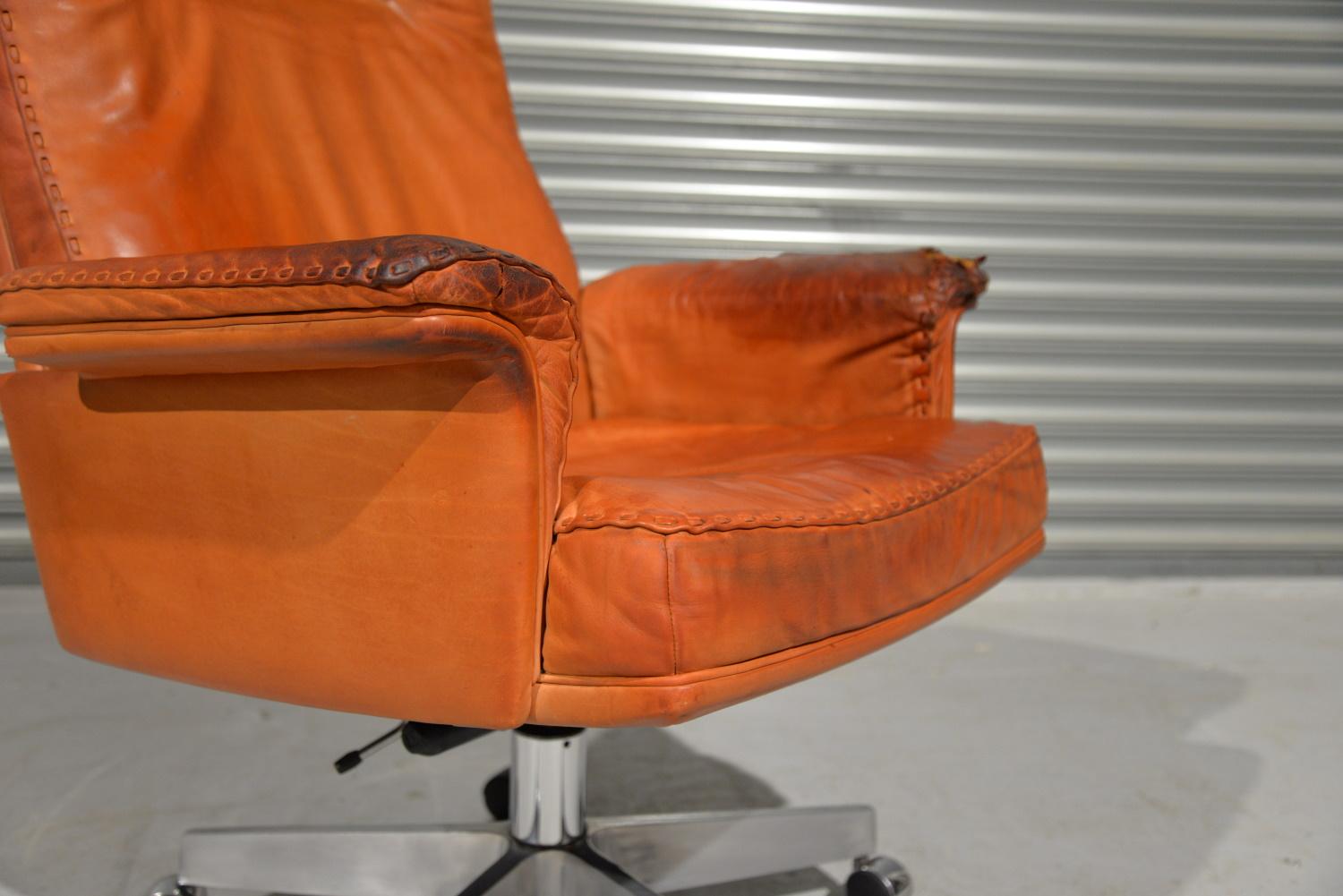 Vintage De Sede DS 35 Executive Swivel Armchair on Castors, Switzerland, 1960s For Sale 1