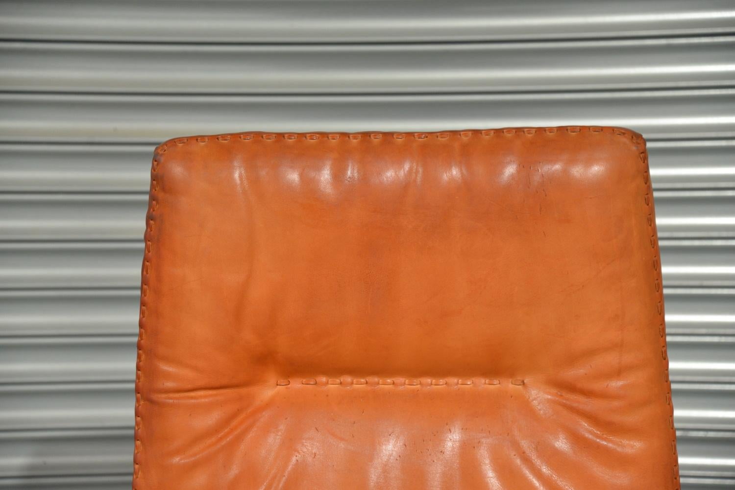 Vintage De Sede DS 35 Executive Swivel Armchair on Castors, Switzerland, 1960s For Sale 3