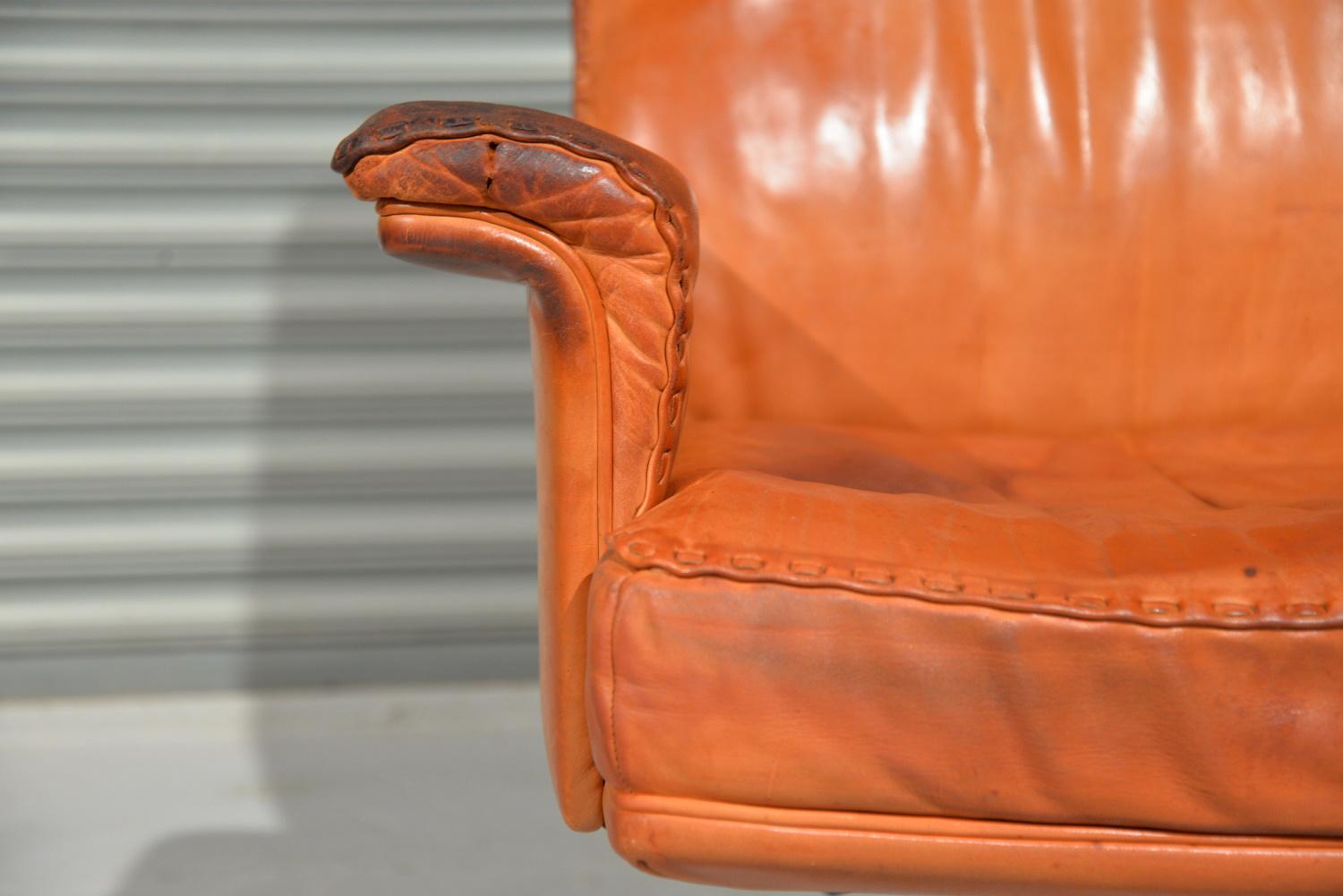 Vintage De Sede DS 35 Executive Swivel Armchair on Castors, Switzerland, 1960s For Sale 5