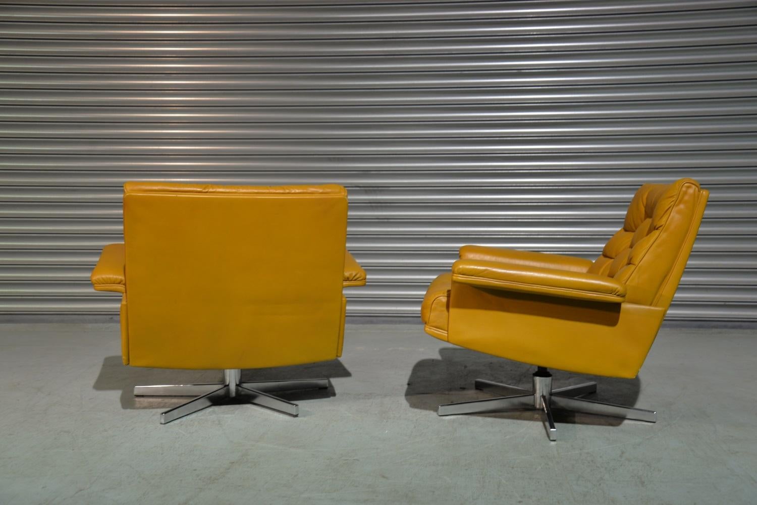 Late 20th Century Vintage De Sede DS 35 Swivel Armchairs by Robert Haussmann, Switzerland 1970s For Sale