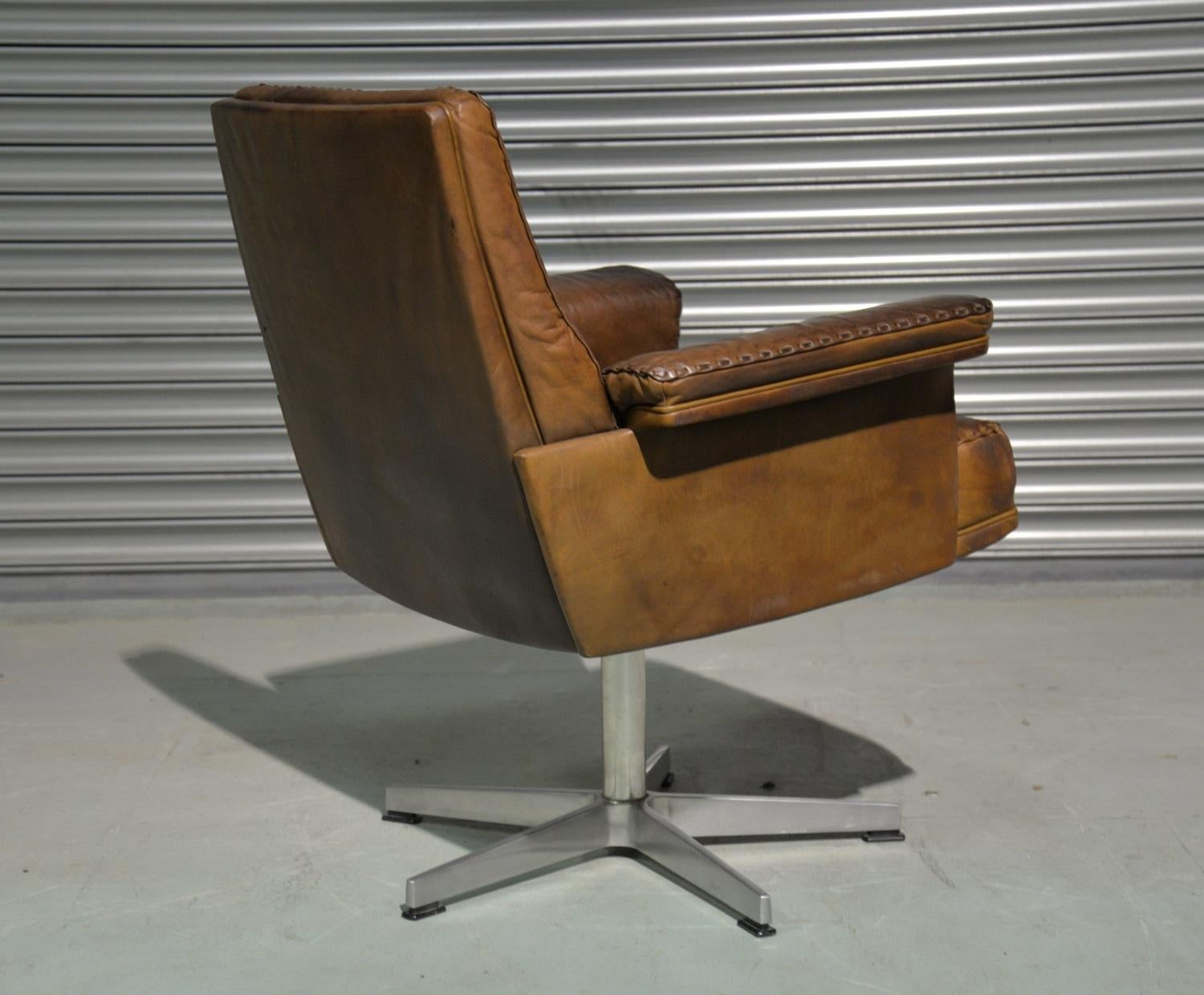 Mid-20th Century Vintage de Sede DS 35 Executive Swivel Desk Armchair, Switzerland 1960s For Sale