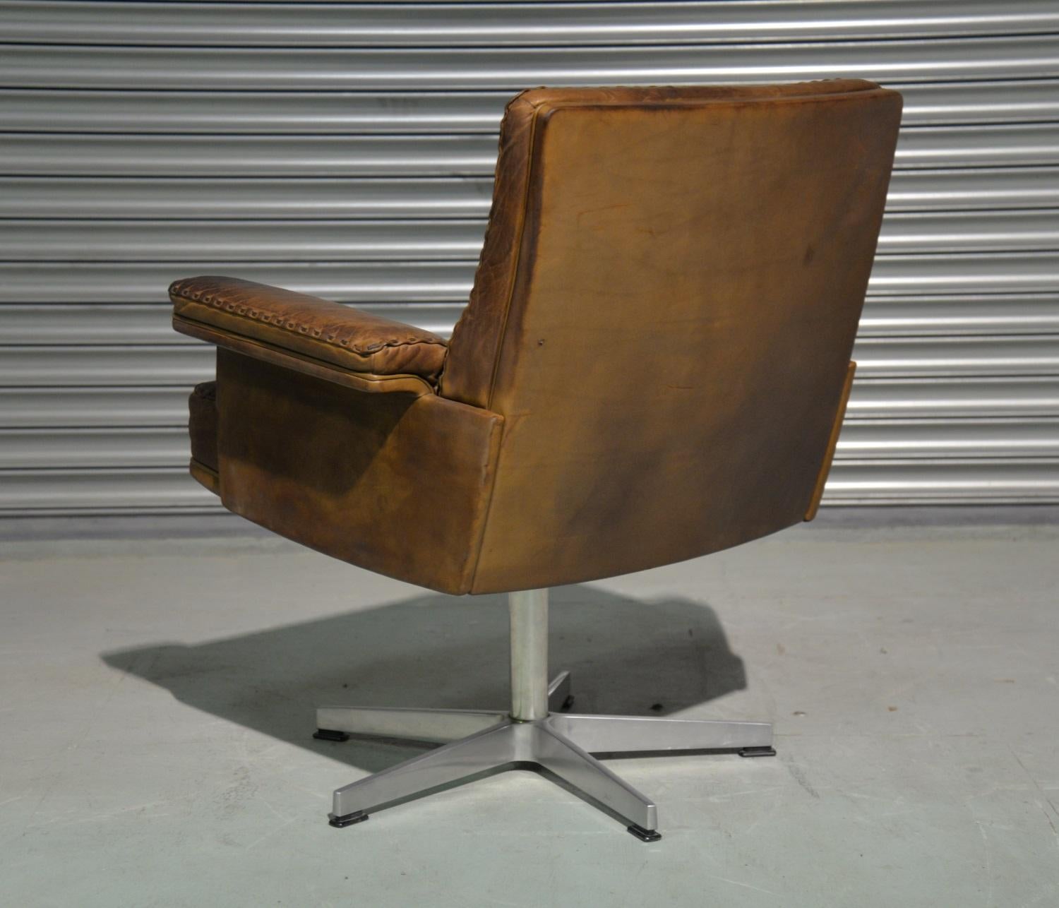 Mid-20th Century Vintage De Sede DS 35 Executive Swivel Desk Armchair, Switzerland, 1960s
