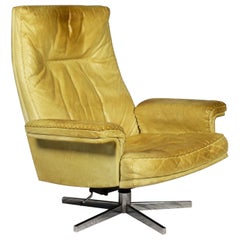 Retro De Sede DS 35 Leather Swivel Armchair, Switzerland, 1969s