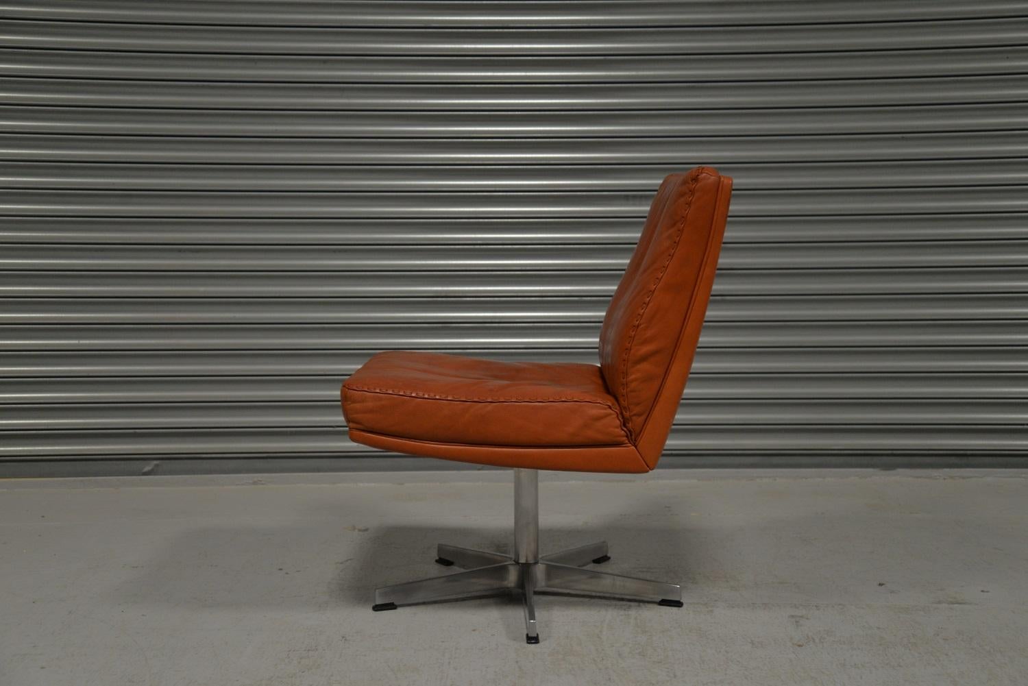 Discounted airfreight for our US and International customers (from 2 weeks door to door).

We are delighted to bring to you a rare vintage De Sede ds 35 swivel office chairs. Hand built in the 1960s by de Sede craftsman in Switzerland and