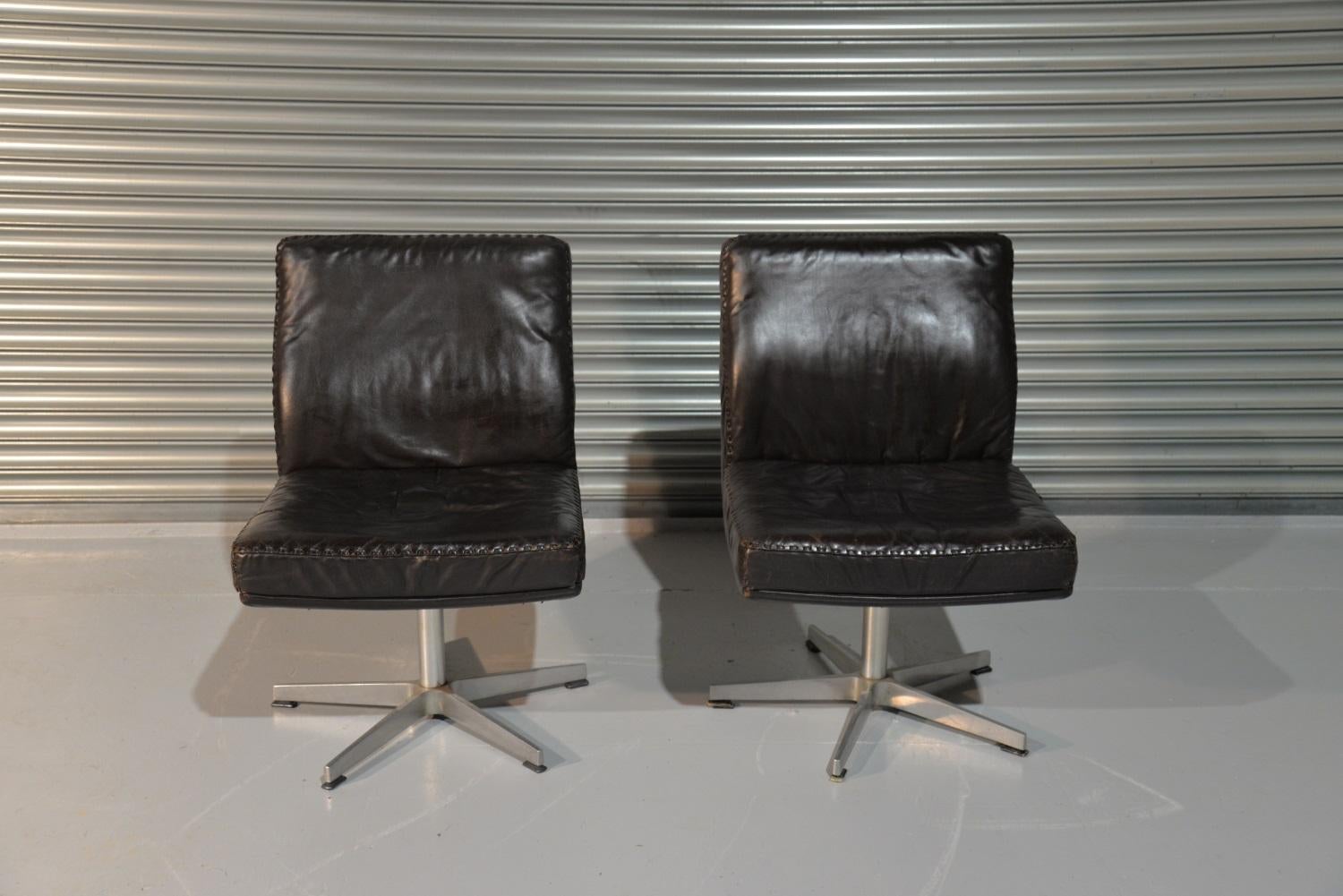 Mid-Century Modern Vintage de Sede DS 35 Leather Swivel Office Chairs, Switzerland 1960s For Sale