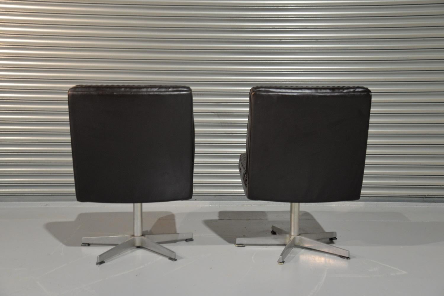 Vintage de Sede DS 35 Leather Swivel Office Chairs, Switzerland 1960s For Sale 1