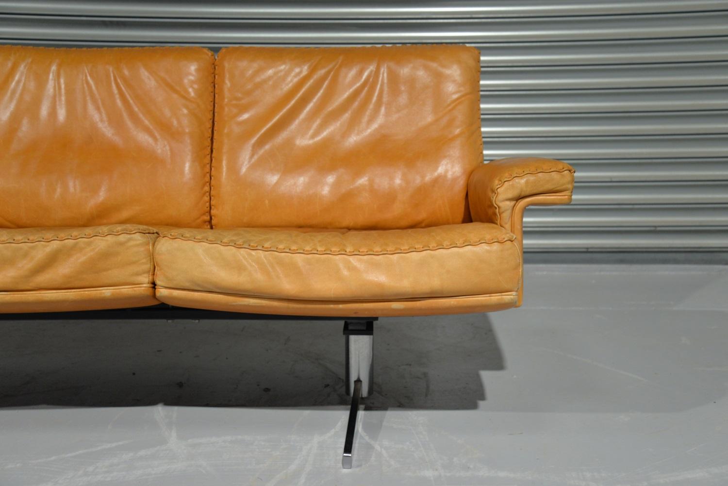 Vintage De Sede DS 35 Leather Three-Seat Sofa, Switzerland, 1960s For Sale 4