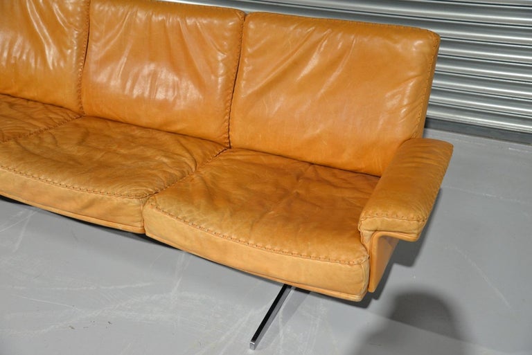 Vintage De Sede DS 35 Leather Three-Seat Sofa, Switzerland, 1960s For Sale 6