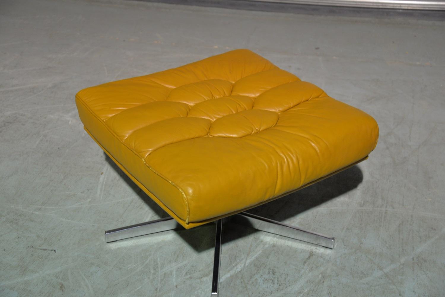 Vintage De Sede DS 35 Swivel Armchair and Ottoman by Robert Haussmann, 1970s 12