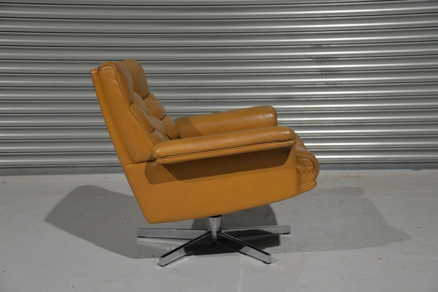 Vintage de Sede DS 35 Swivel Armchair and Ottoman by Robert Haussmann, 1970s For Sale 3