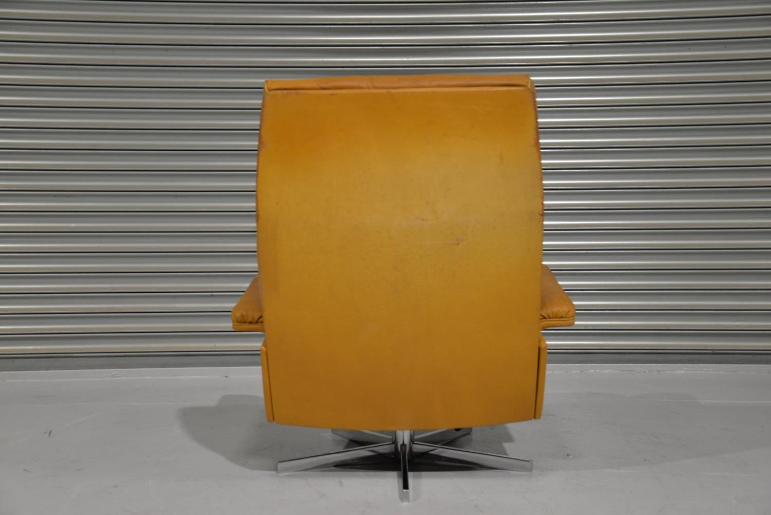 Swiss Vintage De Sede DS 35 Swivel Armchair by Robert Haussmann, Switzerland 1970s