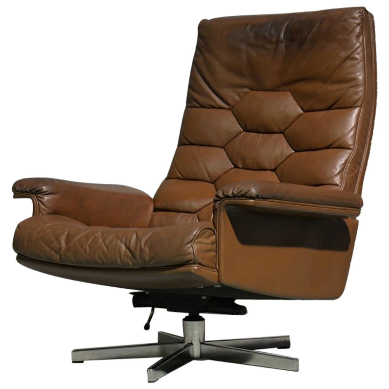 Vintage De Sede DS 35 Swivel Armchair by Robert Haussmann, Switzerland 1970s For Sale