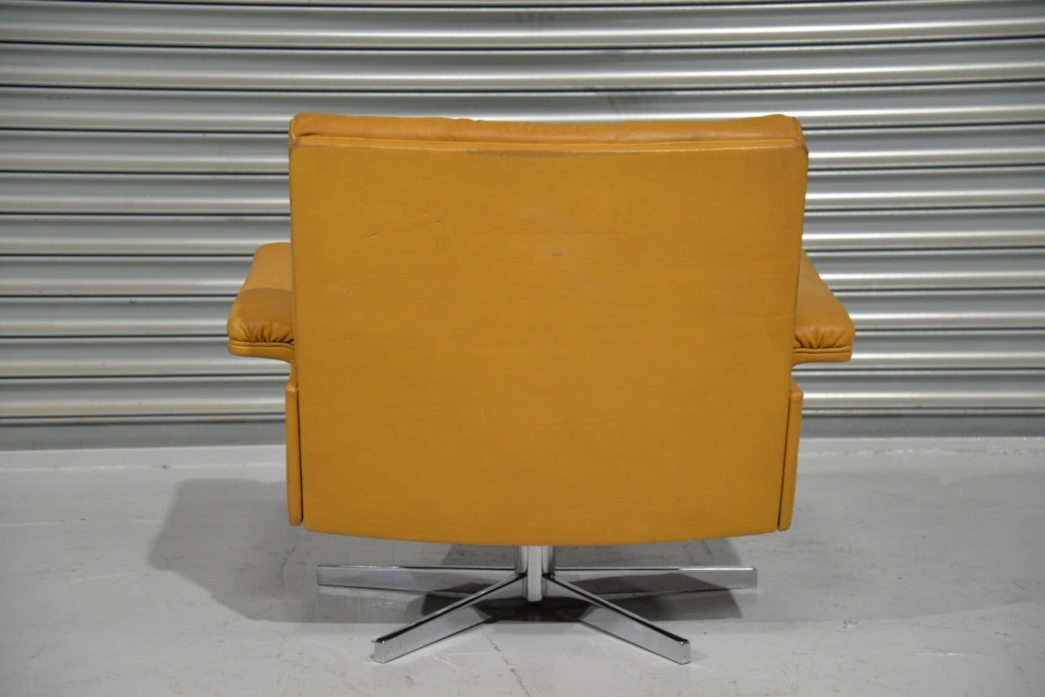 Swiss Vintage De Sede DS-P Swivel Armchair by Robert Haussmann, Switzerland 1970s For Sale