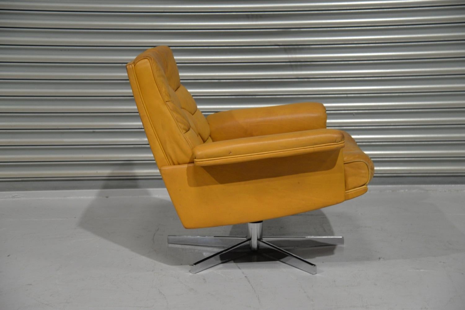 Late 20th Century Vintage De Sede DS-P Swivel Armchair by Robert Haussmann, Switzerland 1970s For Sale