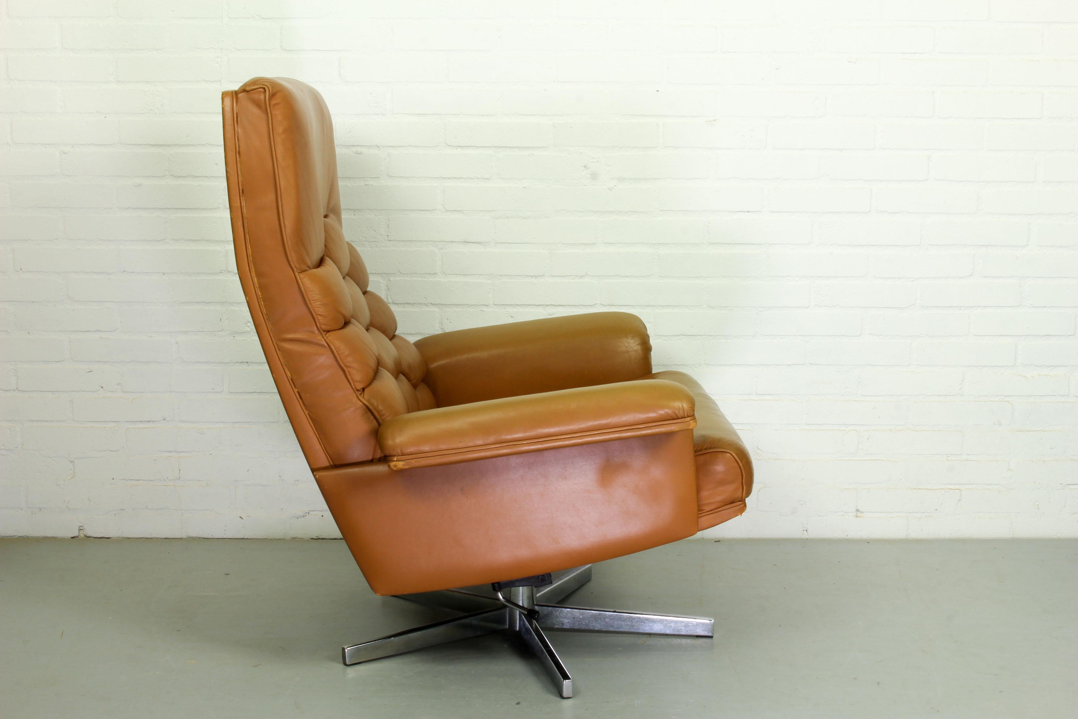 20th Century Vintage De Sede DS 35 Swivel Armchair by Robert Haussmann, Switzerland, 1970s For Sale