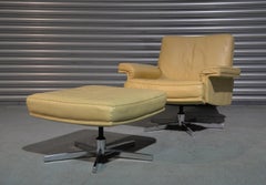 Fauteuil pivotant vintage De Sede DS 35 avec repose-pieds, Suisse, 1970