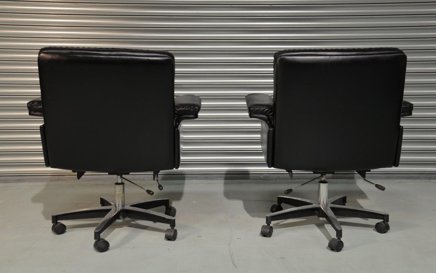 Mid-20th Century Vintage De Sede DS 35 Swivel Armchairs on castors, 1960s