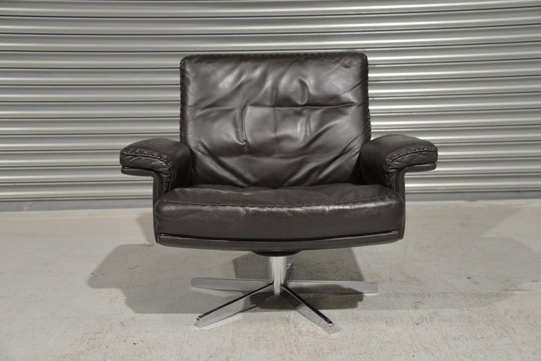 Vintage De Sede Ds 35 Swivel Leather Armchair and Ottoman ... From classic black, white and grey to earthy neutrals and bold colours, our designer armchairs will suit a variety of modern interiors.