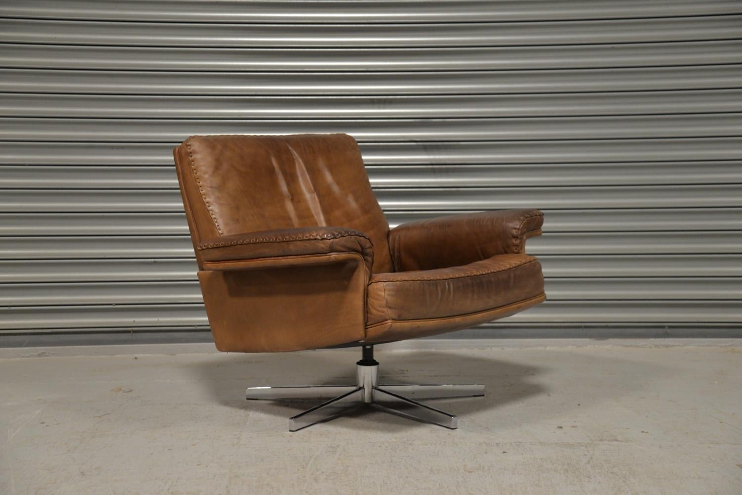 Vintage De Sede DS 35 Swivel Leather Armchair, Switzerland, 1970s In Good Condition For Sale In Fen Drayton, Cambridgeshire