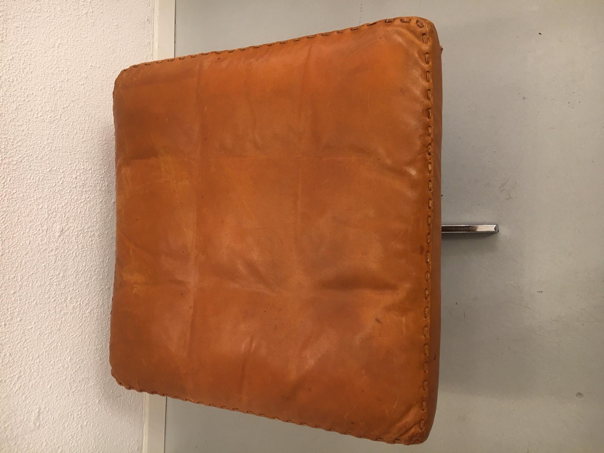 foot stool leather