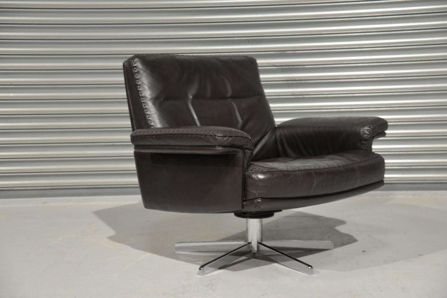 Discounted airfreight for our US and International customers (from 2 weeks door to door)

We are delighted to bring to you an ultra-rare and highly desirable De Sede DS 35 swivel armchair. Hand built in the 1970s by De Sede craftsman in Switzerland,
