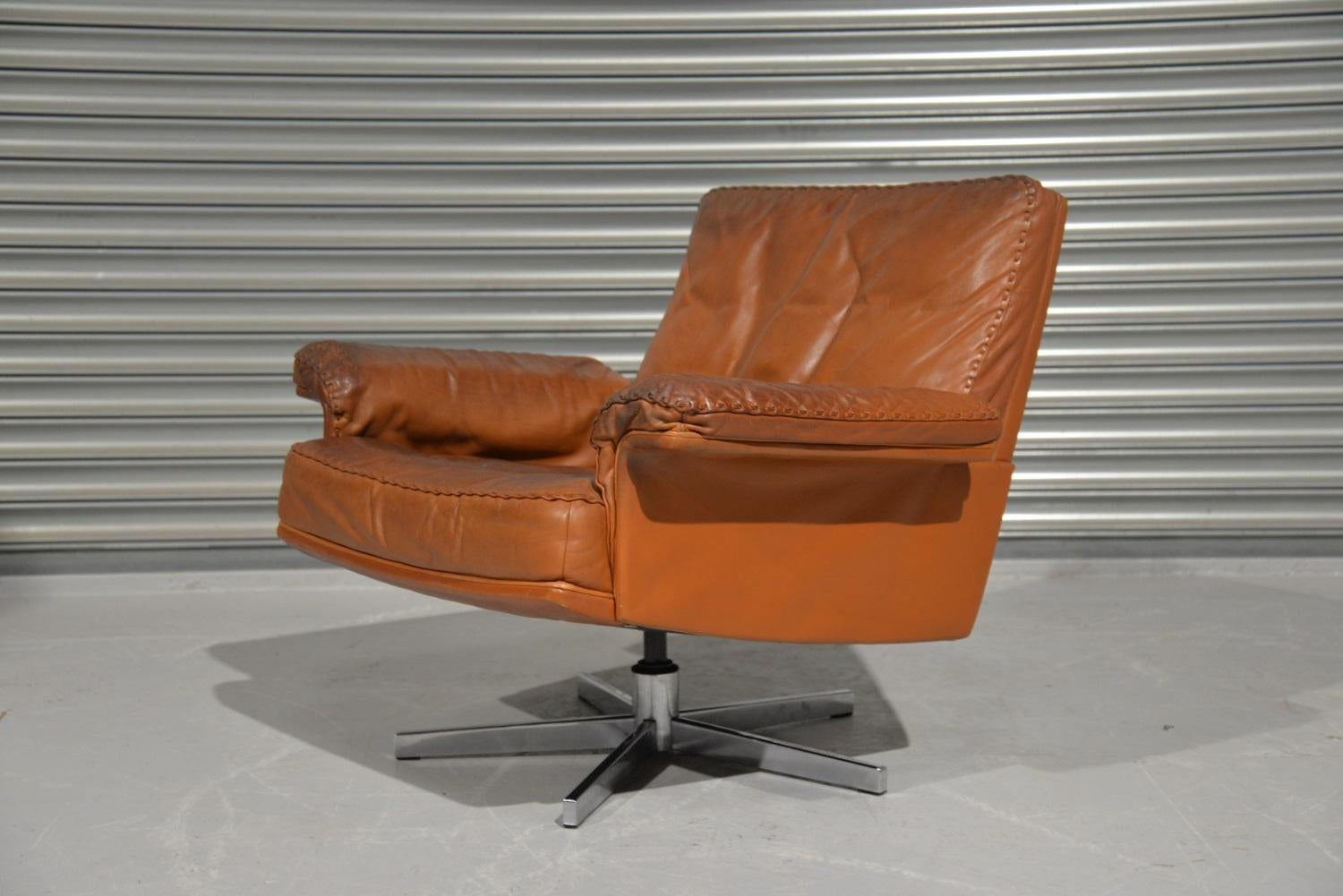 Discounted airfreight for our US and International customers ( from 2 weeks door to door)

We are delighted to bring to you an ultra-rare and highly desirable De Sede DS 35 swivel armchair. Hand built in the 1970`s by De Sede craftsman in
