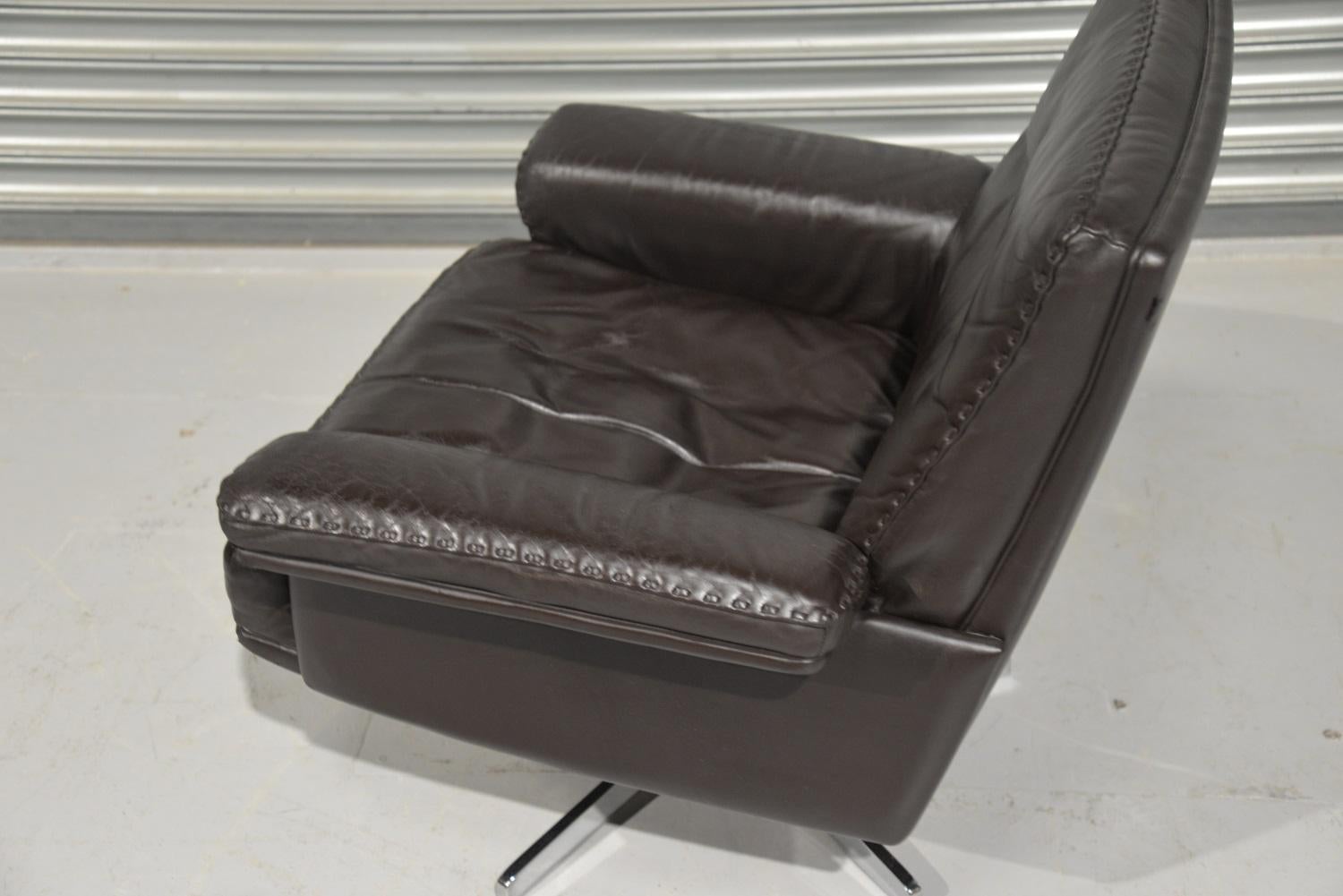 Vintage De Sede Ds 35 Swivel Leather Armchair, Switzerland 1970s For Sale 4